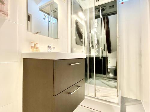 Puerta del Sol III - Duplex in the Center of Madrid