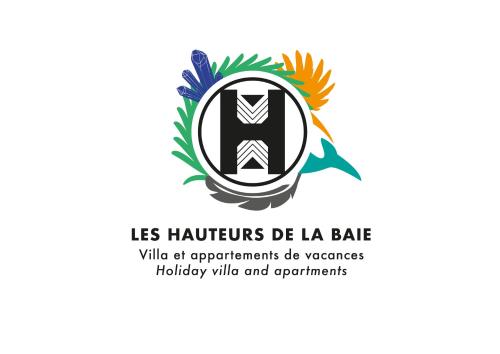 努美阿的住宿－Les Hauteurs de la Baie，带有拉丁缩写的徽章是花草的 ⁇ 