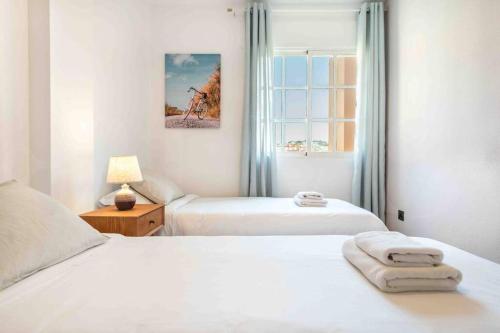 Spacious & authentic apartment by REMS