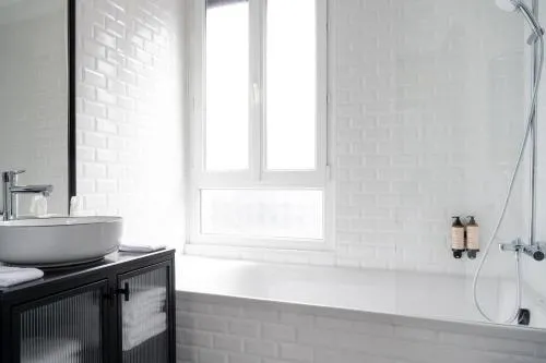 Esteem Tour Eiffel photo 9