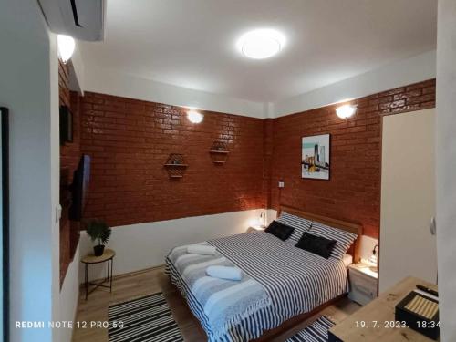 Apartment Tami with Swimming pool – Photos 2
