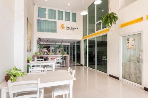 Lee's Mark Residence – Photos 2
