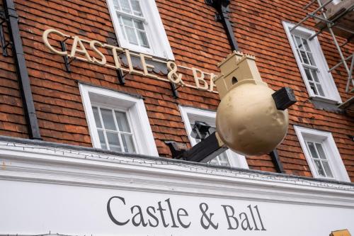 Galería fotográfica de Castle and Ball by Greene King Inns en Marlborough