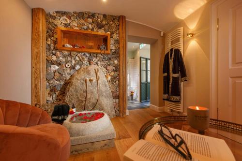 Posezení v ubytování Luxus Hotel Design Villa Ottilienruh Ilsenburg im Harz