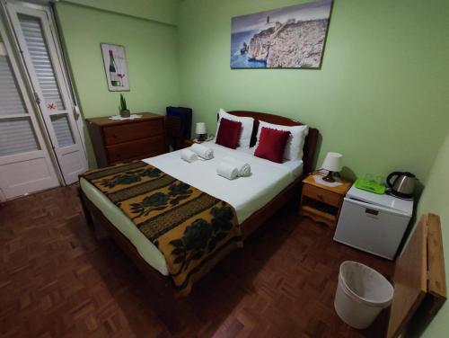 Lisbon room in Penha de Franca Lisbon