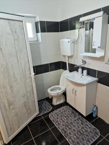 Ένα μπάνιο στο Apartman za odmor Jovanović