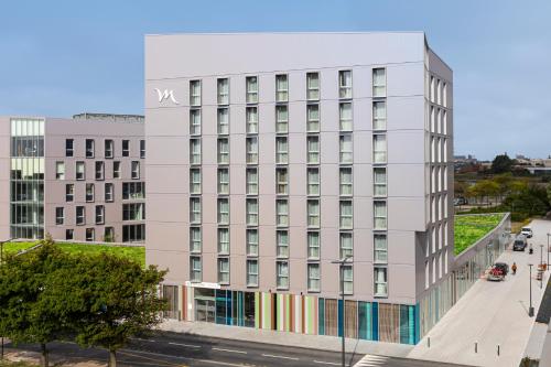 a rendering of a white building at Mercure Dunkerque Centre Gare in Dunkerque