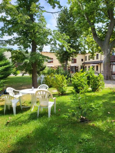 Zahrada ubytování Villa Musik - apartments in historical Villa , Baden