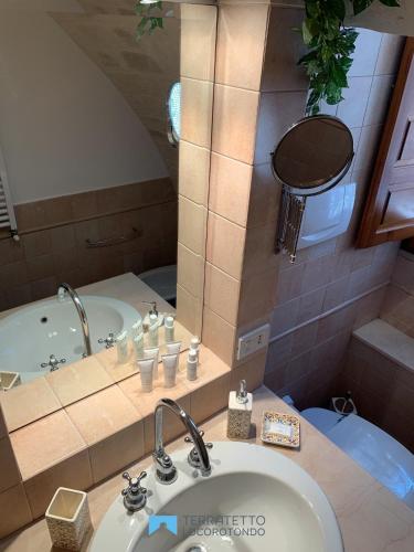Vannituba majutusasutuses Terratetto Locorotondo Sweet Guest House