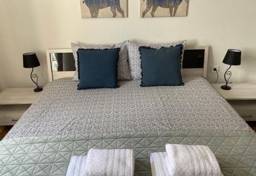 Postel nebo postele na pokoji v ubytování Apartman Colapis- Netflix, self check in, free parking, premium location!
