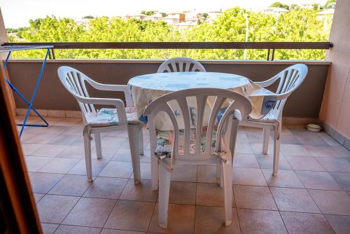 S220 - Sirolo, trilocale in centro con terrazzo