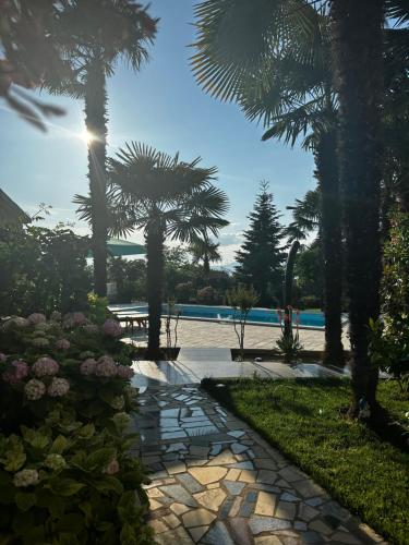 Πισίνα στο ή κοντά στο Holiday House Serenity