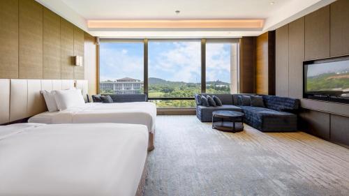 Un lugar para sentarse en InterContinental Nantong by IHG-Best view of yangtze
