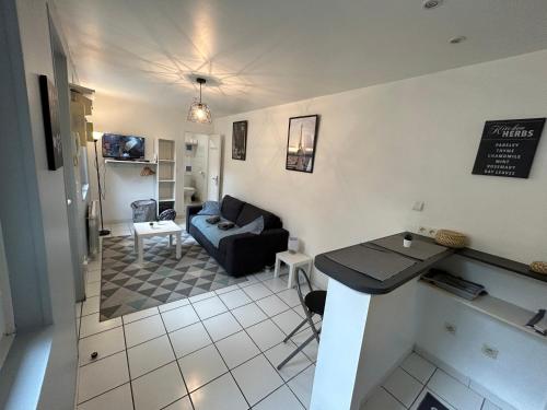 Kuchyň nebo kuchyňský kout v ubytování Chez Dany - Tiny House - Wi fi - centre ville