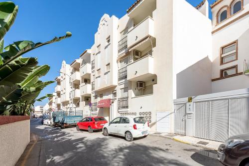 797 Holiday Rentals - Piso para 3 en la Carihuela con piscina