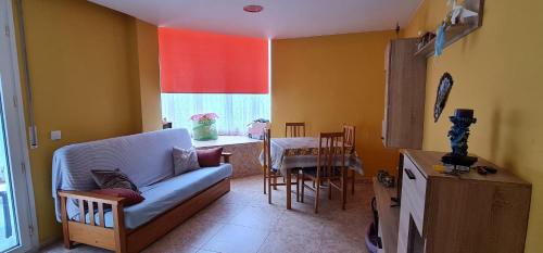 Precioso apartamento con piscina