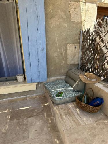 Photo de la galerie de l'établissement Maison avec jardin au cœur de Goudargues, à Goudargues