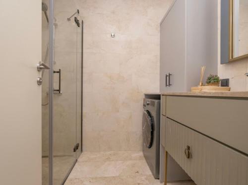 Ванна кімната в Divan Residence at G Tower Apartment