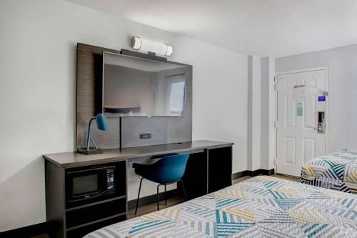 Motel 6 Atlanta, Ga - Midtown Image