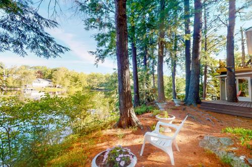 Gallery image of Togus Pond Retreat in Augusta