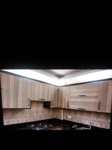 Dapur atau dapur kecil di Rahma Hotel abartments