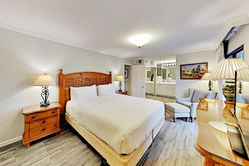 En eller flere senge i et værelse på Silverado Resort and Spa 353 & 354