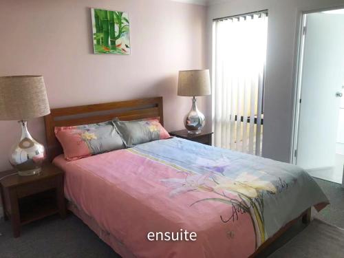 Gallery image of Foreshore Holiday Unit in Mandurah