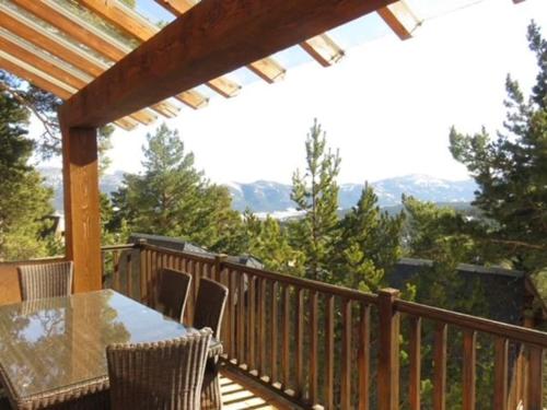 Chalet Puyvalador station vue panoramique montagne