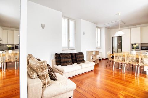 JOIVY Trendy apt near Sforzesco Castle