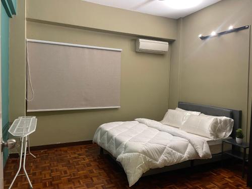 Легло или легла в стая в MENARA MUTIARA KLCC
