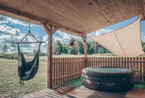 Wyjątkowe domki z jacuzzi 500m od jeziora Nowa Jedlanka