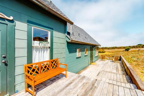 Galeriebild der Unterkunft Headlands View Home & Cottage in Mendocino