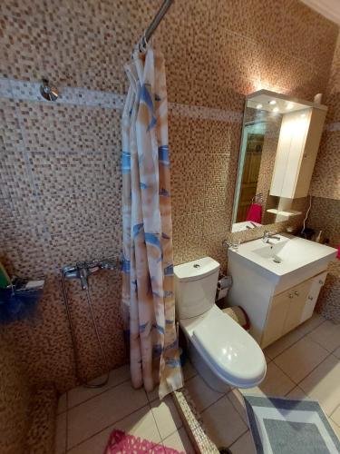 Lola Apartment - Image 4
