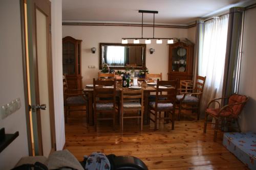 Photo de la galerie de l'établissement Guest House Sergey, à Kolašin