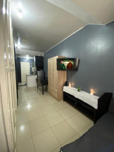 Katil atau katil-katil dalam bilik di Center Cebu Condo