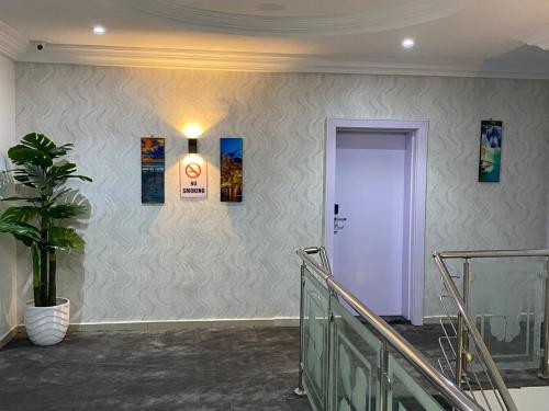AMPLACE Luxury Apartment – Photos 3