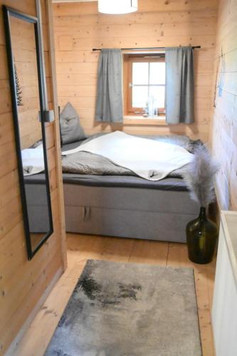 Una cama o camas en una habitación de Haus Prantl