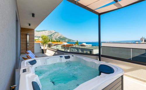 Luxury Penthouse White Angel