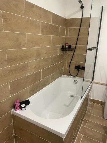 Bilik mandi di Appartement ava