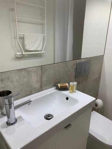 Hip Tailor Made Flat in Estrela!