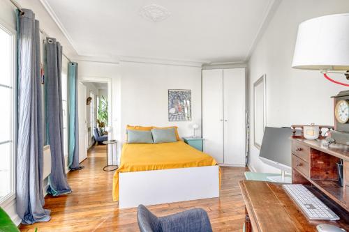 Stunning Apartment 2br + balcony + nice view