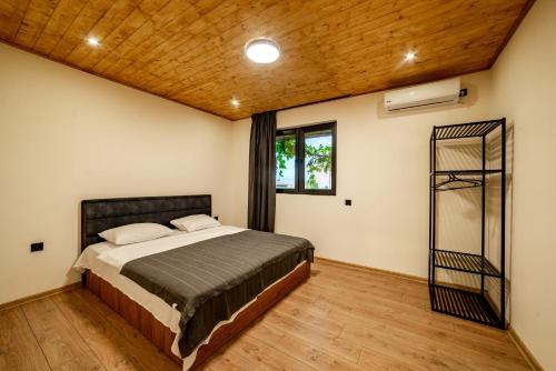 Postel nebo postele na pokoji v ubytování TITA ROOMS