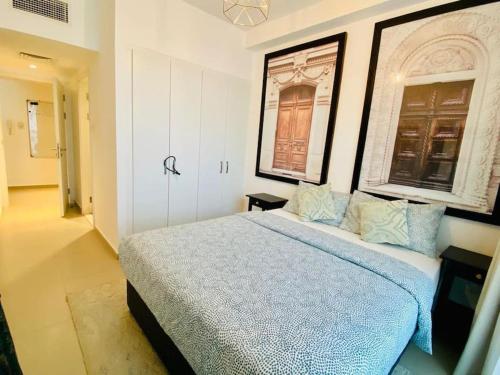 Postel nebo postele na pokoji v ubytování Gulf View Apartment with 5* Beach and Amenities