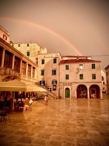 Central Palace Apartment Šibenik