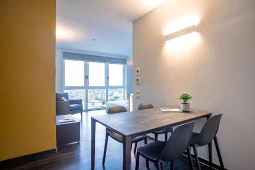 Ruang duduk di HTM Venice Suite by Halldis