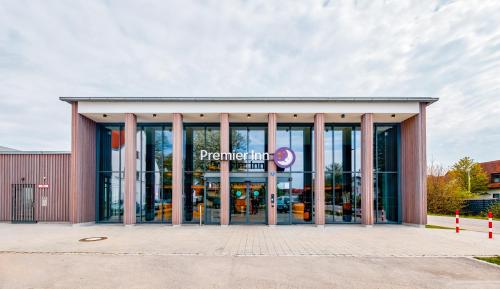 Premier Inn München Airport Süd Image