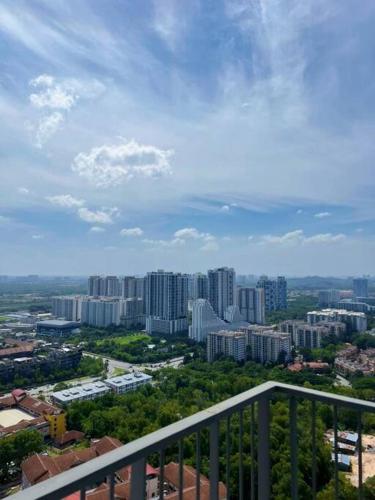 Γενική άποψη της πόλης Cyberjaya ή θέα της πόλης από  αυτό το διαμέρισμα