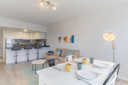 top floor arriaga apartment 804
