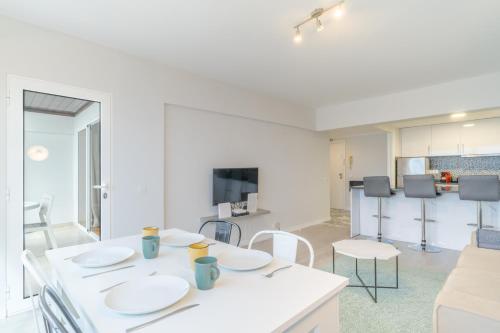 top floor arriaga apartment 804