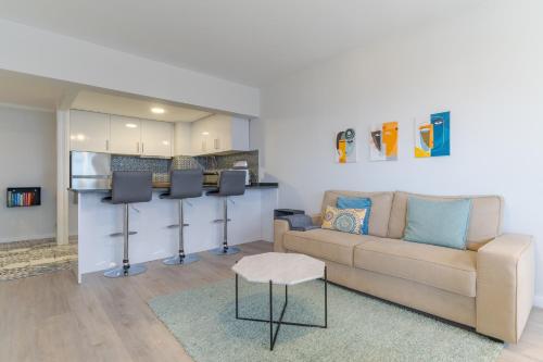 top floor arriaga apartment 804